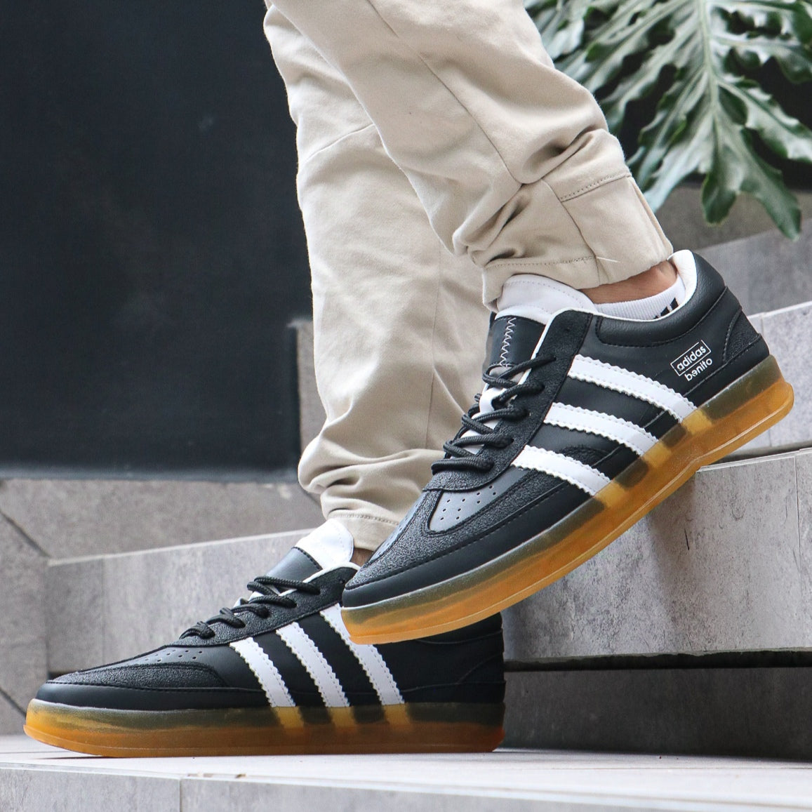 Zapatos Benito™ | El Clásico Urbano con Alma Retro + Medias Deportivas